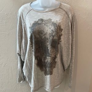 Go Couture long sleeve skull shirt size S